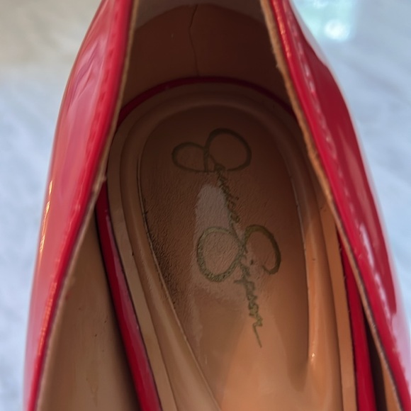 Jessica Simpson Elegant Red Patent Women's Pumps - Picture 7 of 8